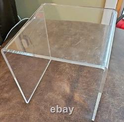 5 Piece Set Of Vintage Lucite Clear Acrylic U Cubes Riser Retail Store Display