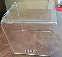 5 Piece Set Of Vintage Lucite Clear Acrylic U Cubes Riser Retail Store Display