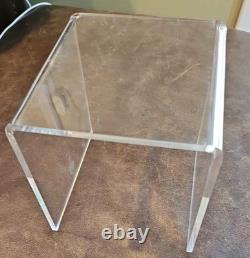 5 Piece Set Of Vintage Lucite Clear Acrylic U Cubes Riser Retail Store Display
