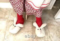 A Rare Maxine Store Display Doll Glasses Sides Broken And Taped