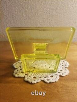 Clark's TEABERRY Gum Yellow VASELINE Glass Footed TIP TRAY Store Display