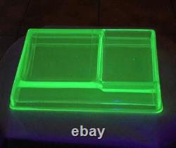Clarks Teaberry Gum Display Tray Uranium Glass