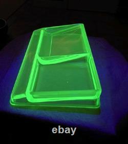 Clarks Teaberry Gum Display Tray Uranium Glass
