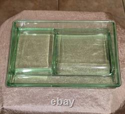 Clarks Teaberry Gum Display Tray Uranium Glass