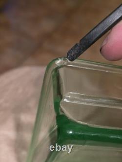 Clarks Teaberry Gum Display Tray Uranium Glass