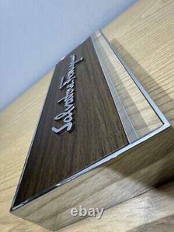 Ferragamo Display OFFICIAL DEALER LOGO PLAQUE IN BROWN PLEXIGLASS GLASS