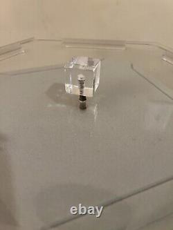 Jewelry/Sun Glasses/Zippo Lighter Store display case rotating Carousel Lockable