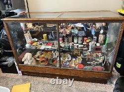 Large Vintage Display Case With Light, 2 Glass Shelves + Bottom, Pickup Only