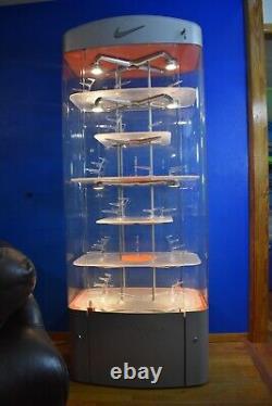 NIKE Optics Eyewear Glasses Store Display Case HUGE 7'X2.5' lighted/Locked/W KEY