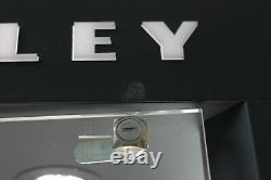 Pre-owned Metal/Glass Black Oakley Eyeglasses Display Case/Stand with keys