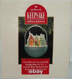 Rare! Hallmark Animated Store Display 1991 Bringing Home The Tree + Ornaments