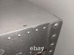 Rare Oakley Dealer Display Case Large Size with Key Aluminum Acrylic Used Authenti