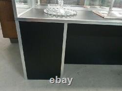 Store Display Jewelry Showcase Lighted and Lockable