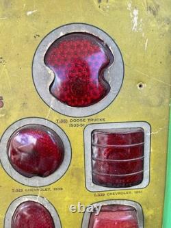 VERY RARE LYNX EYE 1940s AUTOMOTIVE RED GLASS TAIL LAMP LENS STORE DISPLAY