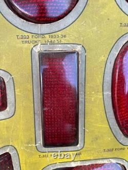 VERY RARE LYNX EYE 1940s AUTOMOTIVE RED GLASS TAIL LAMP LENS STORE DISPLAY