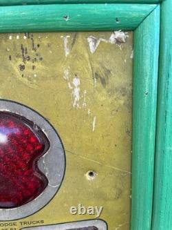 VERY RARE LYNX EYE 1940s AUTOMOTIVE RED GLASS TAIL LAMP LENS STORE DISPLAY