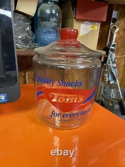 VINTAGE TOM'S TOASTED PEANUTS GENERAL STORE GLASS DISPLAY JAR With LID RED/Blue