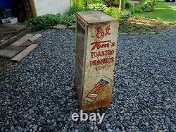 VINTAGE TOM's PEANUT DISPLAY CABINET METAL GLASS FRONT ORIGINAL STORE DISPLAY