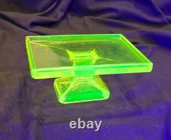 Vintage Clark's Teaberry Gum Vaseline / Uranium Glass Display Tray