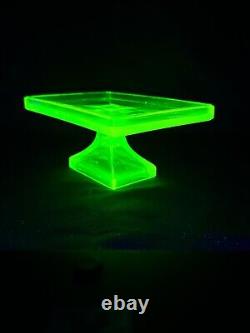 Vintage Clark's Teaberry Gum Vaseline/Uranium Glass Display Tray