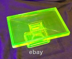 Vintage Clark's Teaberry Gum Vaseline / Uranium Glass Display Tray