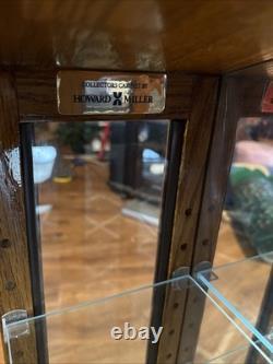Vintage Collectors Cabinet By Howard Miller Display Case With 4 Glass Shelves