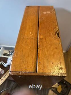 Vintage Wood Glass Counter Top Knife Display Rare American Knife Co Rare